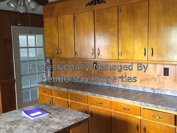 4th image of 413 Jenny St