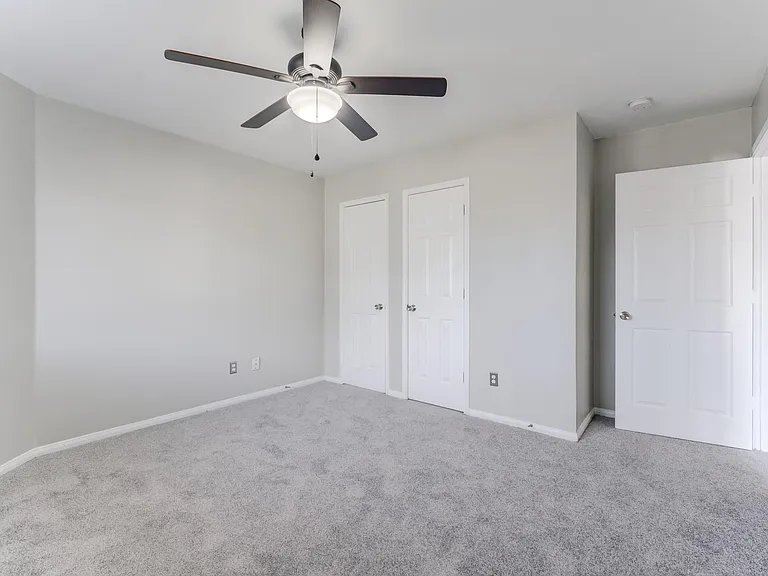 12415 Silversmine Dr — Photo 28