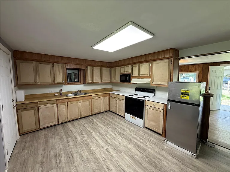 13298 County Road 190 — Photo 5