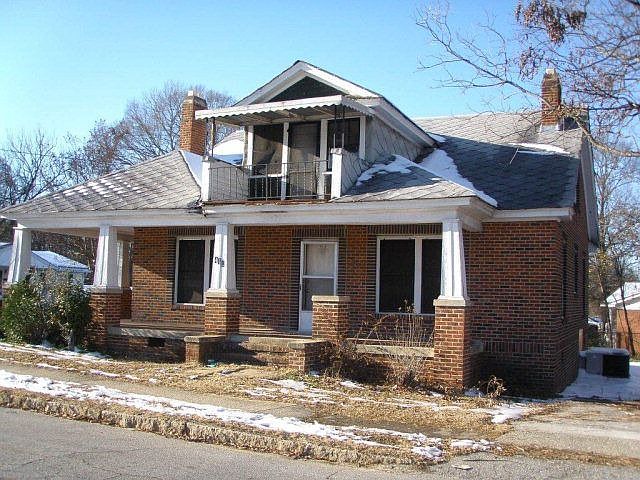 1st image of 411 Magnolia Ave