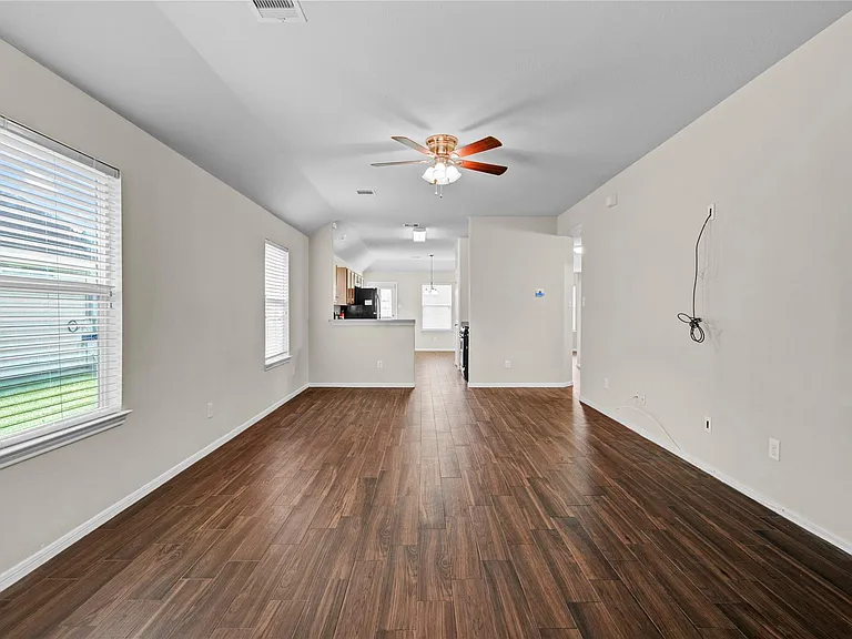 5939 Brenwood Trails Ln — Photo 8