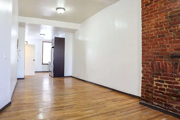 Rented by Lofts and Flats LLC | media 17