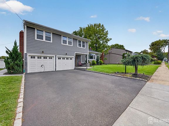 3rd image of 9 Nightingale St