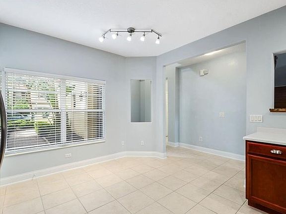 5th image of 6949 Piazza St #1