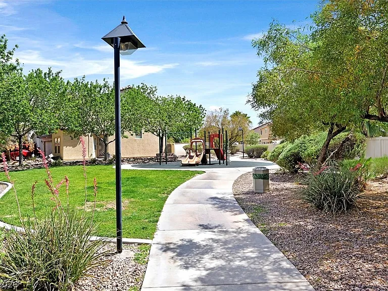 11089 Arcadia Sunrise Dr — Photo 25