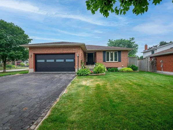 363 Twinflower Cres, Waterloo, ON N2V 1X2