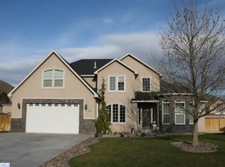 118 Erica Dr, Richland, WA 99352
