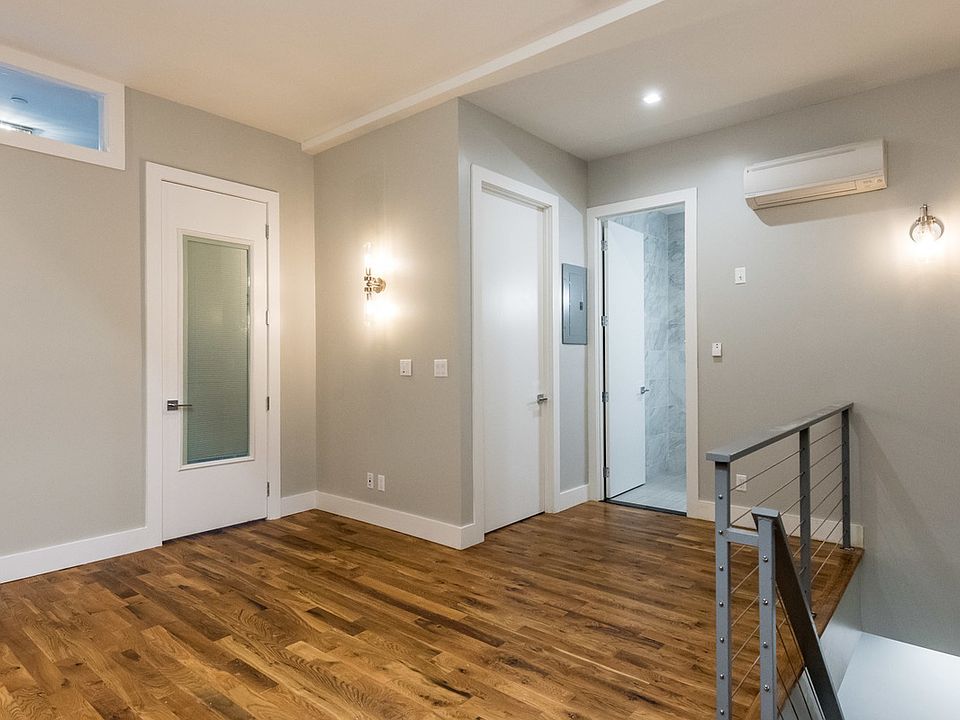 1st image of 834 Quincy St #1R