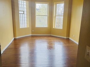 5116 S Prairie Ave #4, Chicago, IL 60615
