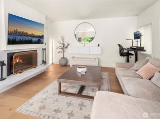 5801 Phinney Ave N APT 103, Seattle, WA 98103