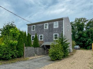 19 Renear St, Tisbury, MA 02568