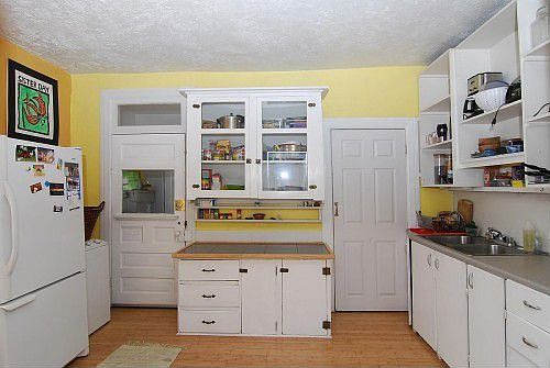 4th image of 546 S Windsor St