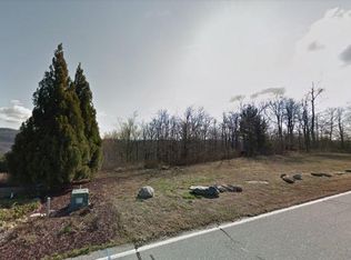 90 Eagle Rock Rd, Landrum, SC 29356