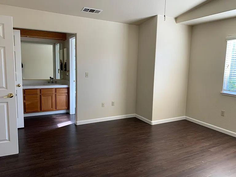 1123 Vista Pointe Cir — Photo 7