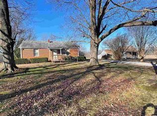 792 Snake Hill Rd, Dresden, TN 38225