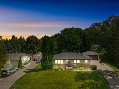 28 Dennis Ln N, Maplewood, MN, 55119