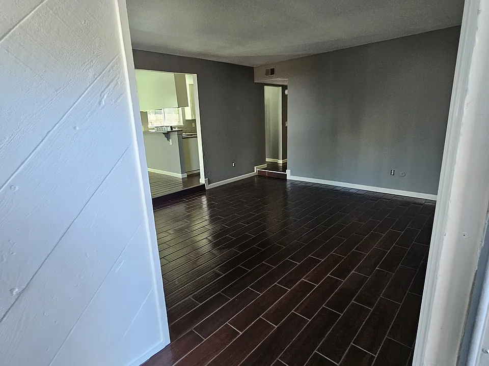 2538 Antoine Ct