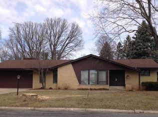 307 W Wisconsin St, Delavan, WI 53115