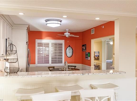 5th image of 9435 Sunset Harbor Ln APT 231