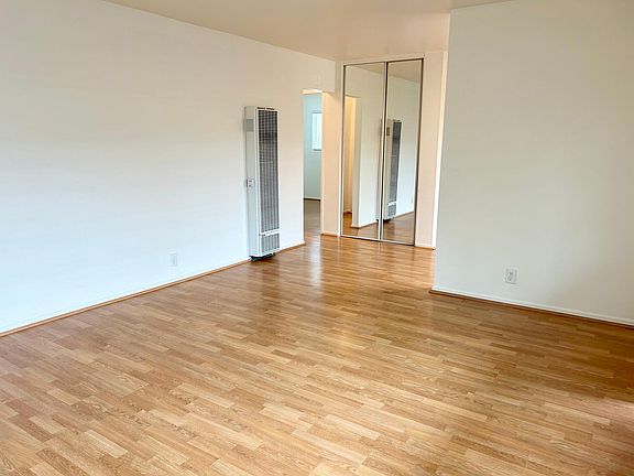 5th image of 1119 San Pascual St #Q