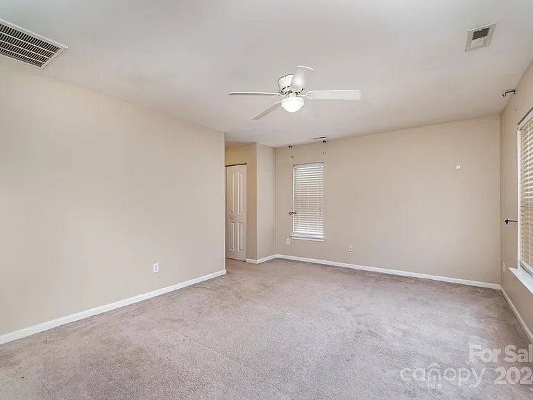 17323 Newlands Corner Ln — Photo 16