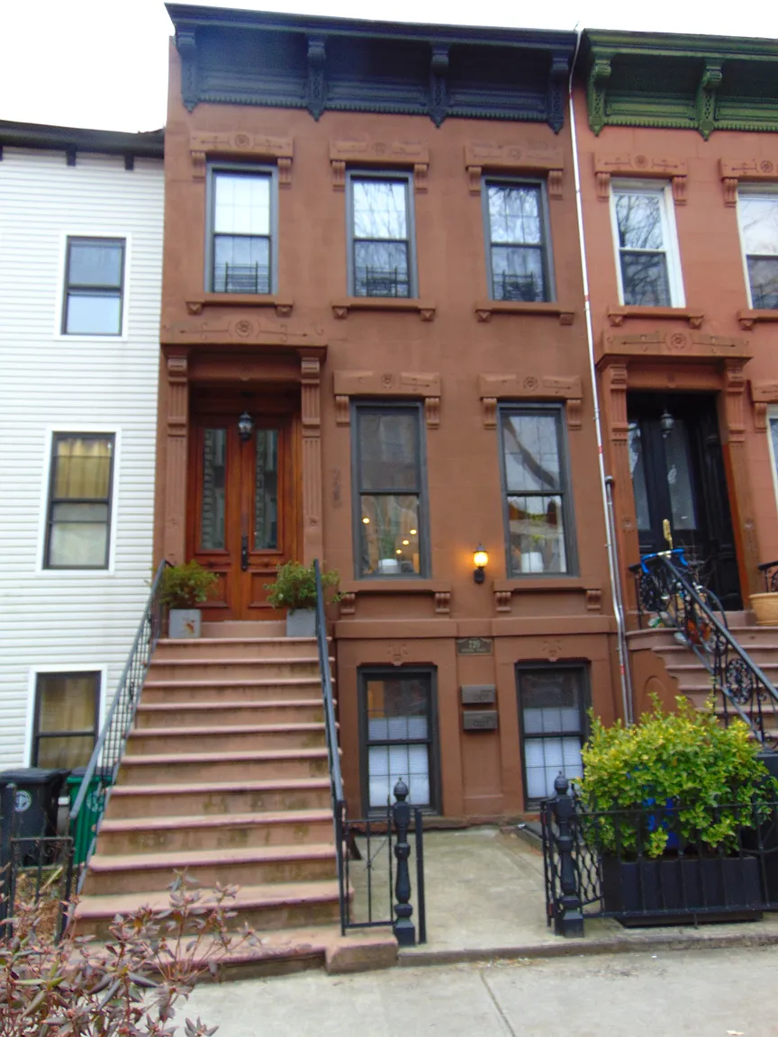 720 Madison St #1 photo 1