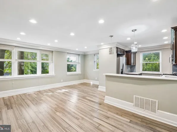 1034 E Slocum St, Philadelphia, PA 19150