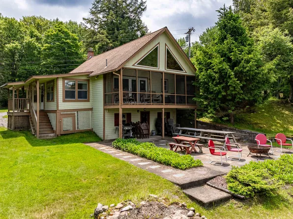 14 Neodak Shr, Inlet, NY 13360