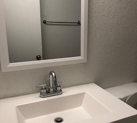 5th image of 12914 Doty Ave