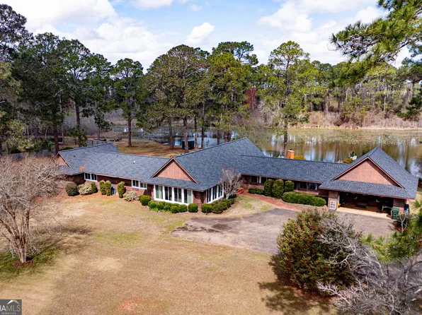 436 Lakewood Dr, Blakely, GA 39823