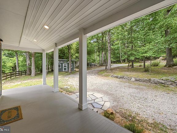 5th image of 509 Cedar Ln