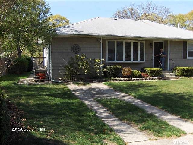 1st image of 39 Champlin St
