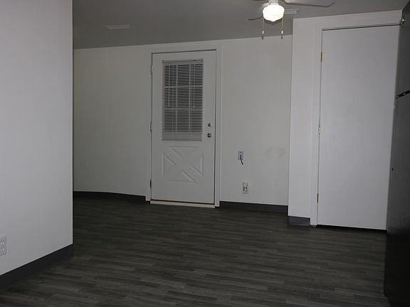 Side Entry Kitchen
