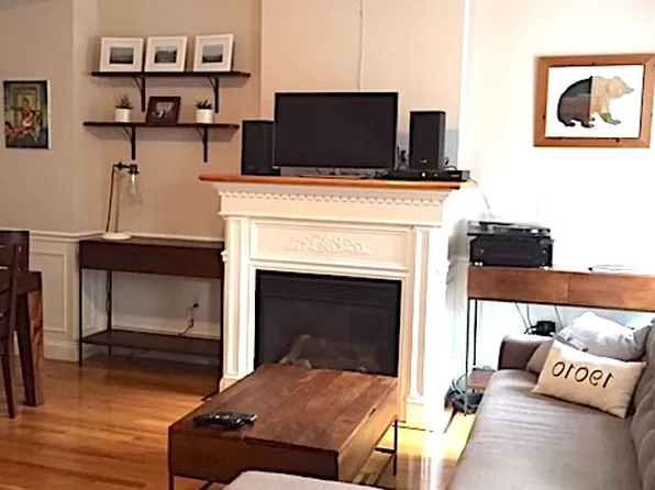 3 Wyatt Cir, Somerville, MA 02143
