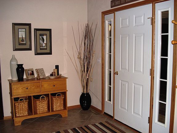 Ceramic entryway