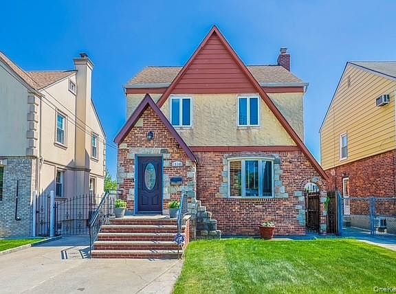 2nd image of 151-46 10th Avenue