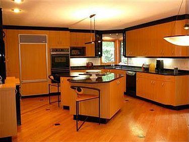 2nd image of 265 Jackson Dr