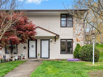 1015 Rock Knoll Ct, Winston Salem, NC, 27107