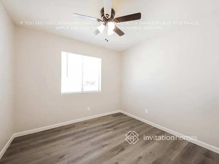 10212 N 88th Dr — Photo 10