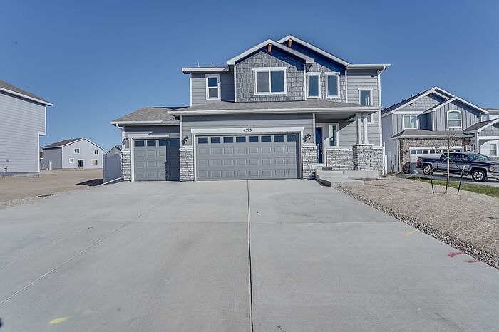 1st image of 4593 Hollycomb Dr