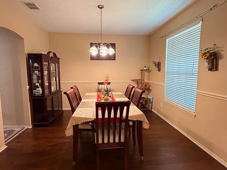 732 Dandelion Dr — Photo 4