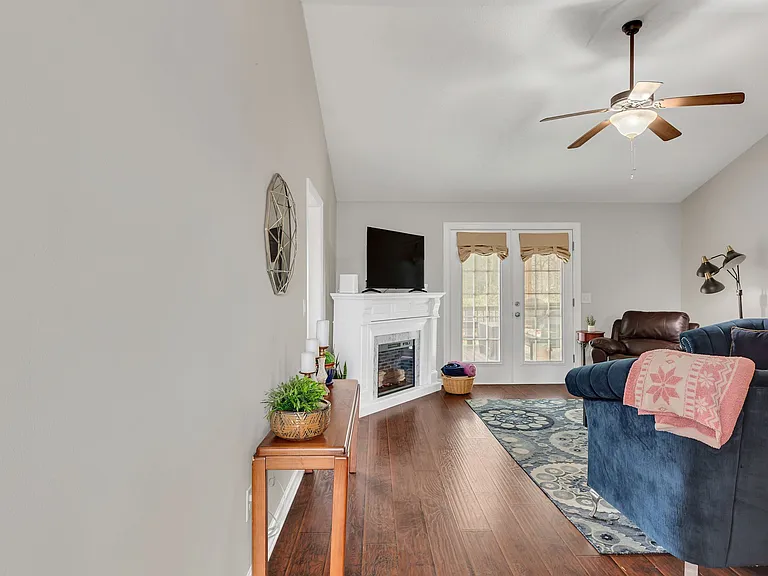 3716 Southridge Blvd — Photo 5
