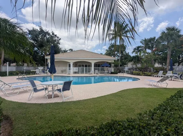 4715 Palmbrooke Cir, West Palm Beach, FL 33417