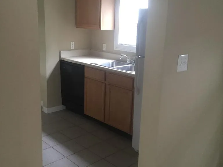 339 Lexington Ave — Photo 9