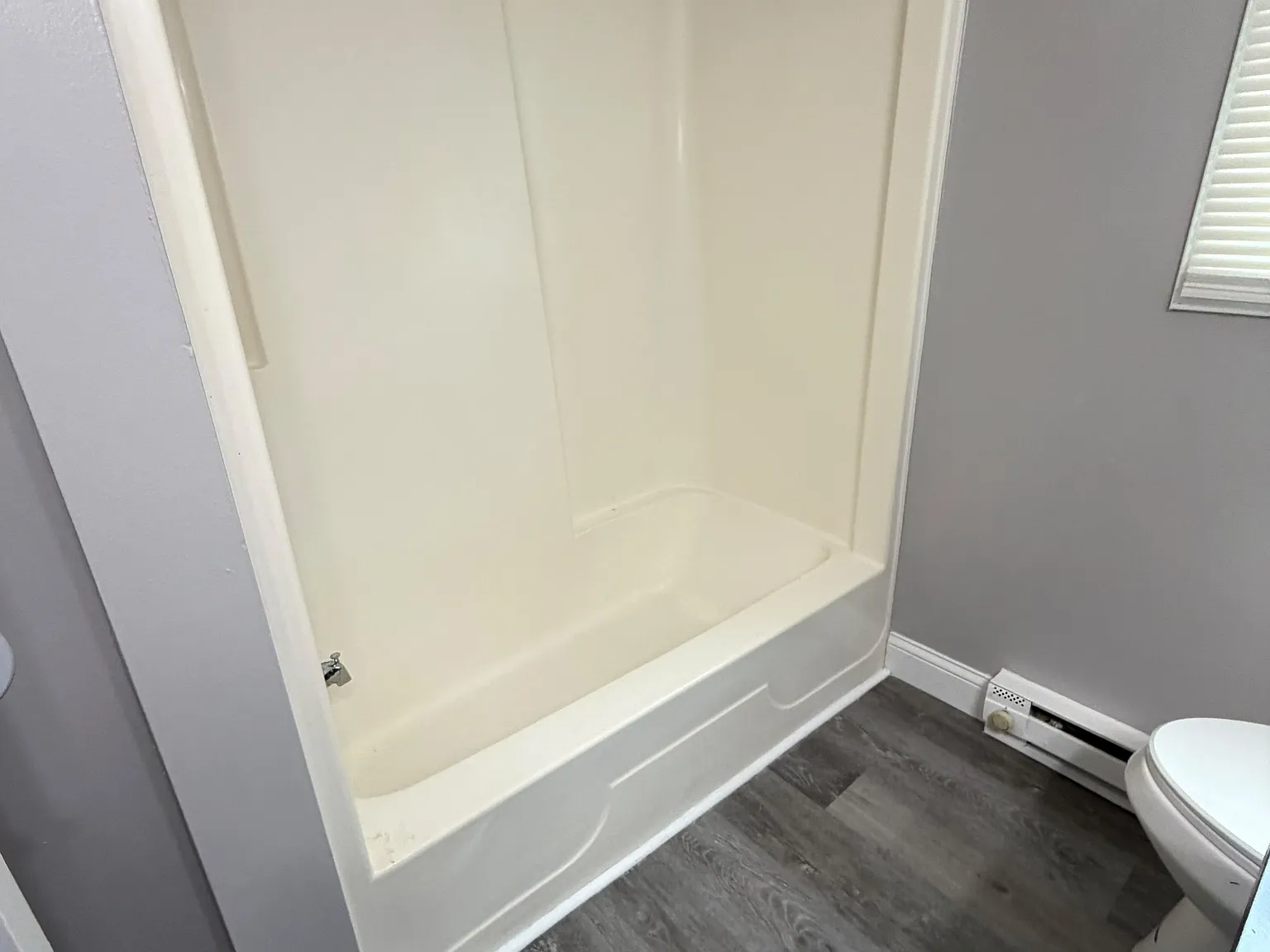 2 bed, 1100 sqft, $1,400 — Photo 1