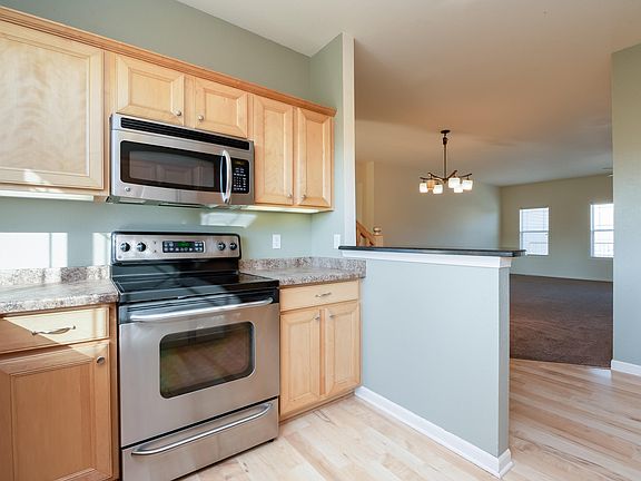 3rd image of 3516 E Barnard Ave #3516