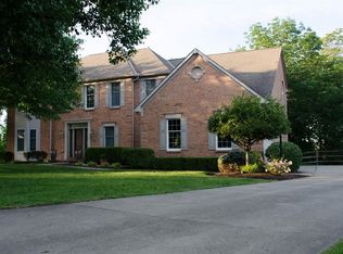 3157 Brinton Trl, Cincinnati, OH 45241