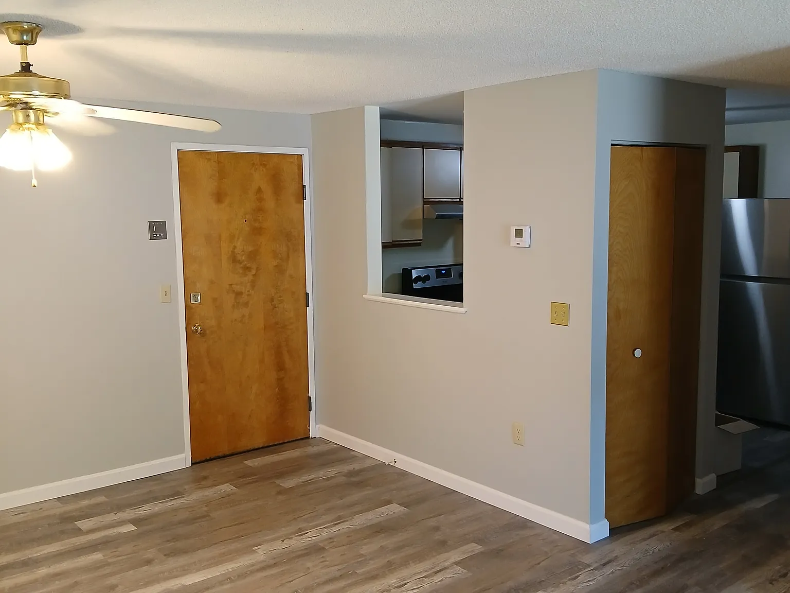 2 bed, 972 sqft, $1,850 — Photo 3