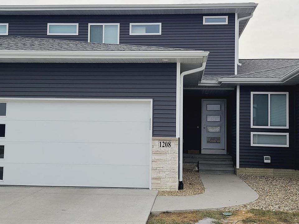 1st image of 1208 Loren Dr