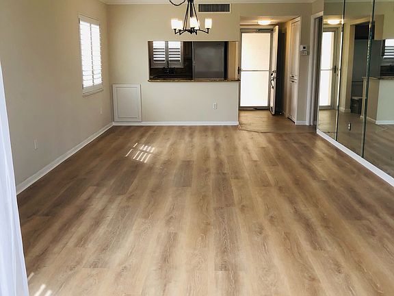 NEW LUXURY LAMINATE THROUGHOUT!